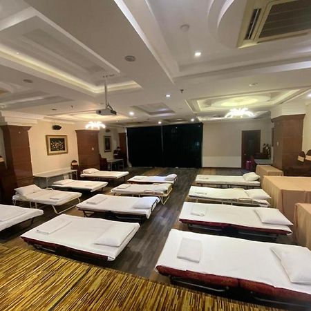 Adina 3 Star Hotel 岘港 外观 照片